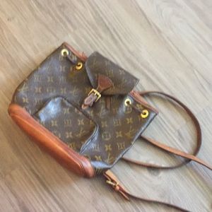 1999 LV backpack purse